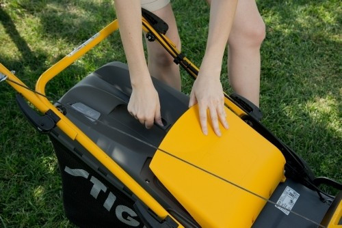 Бензинова газонокосарка Stiga Combi48SQ 2,2 кВт 34 кг - фото №14