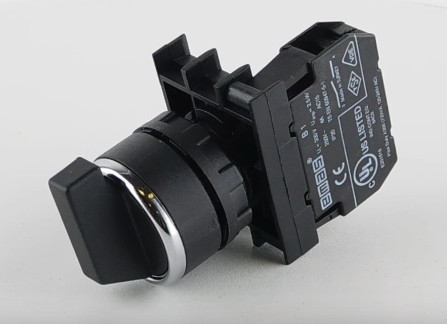 Перемикач EMAS B100S20 із фіксацією - фото №1