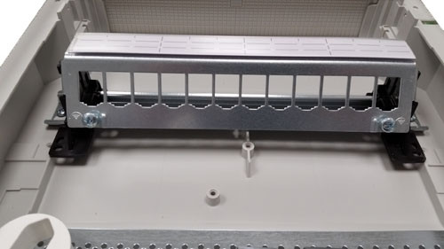 Патч-панель Hager FZ12MK - фото №7