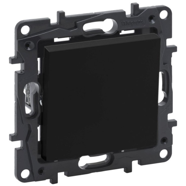 Одноклавишный перекрестный выключатель Legrand Niloe Step 10А черный винтовой механизм (863507)