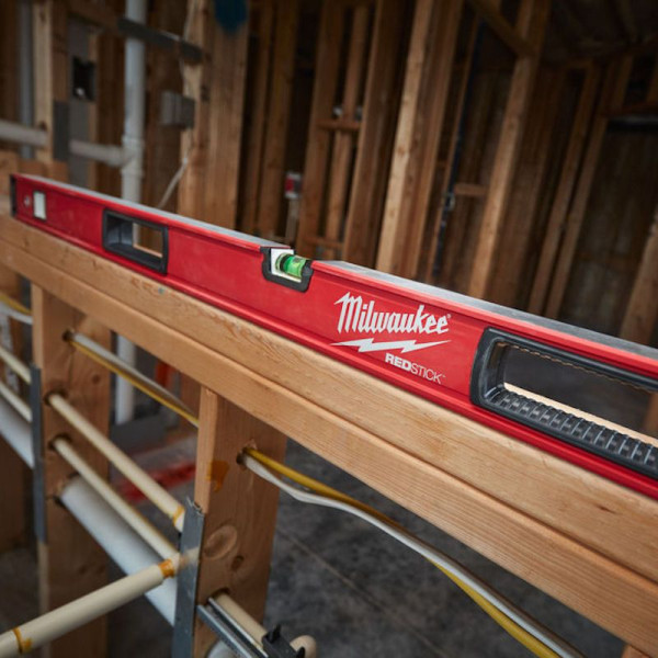 Рівень MILWAUKEE 4932459066 Redstick Backbone 100см - фото №1