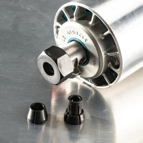 Аккумуляторный фрезер Makita RT001GM210 XGT 40В - фото №4