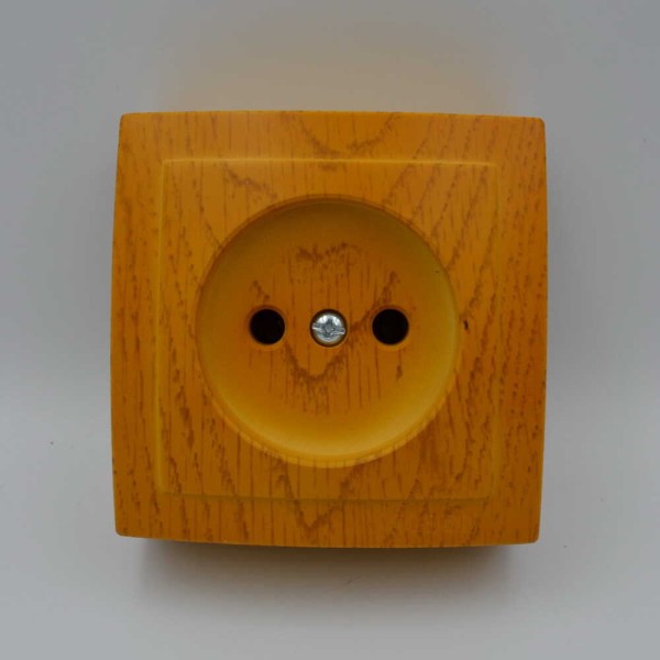 Розетка Nilson Themis дуб 1-на без заземлення ( 26251015 ) - фото №1