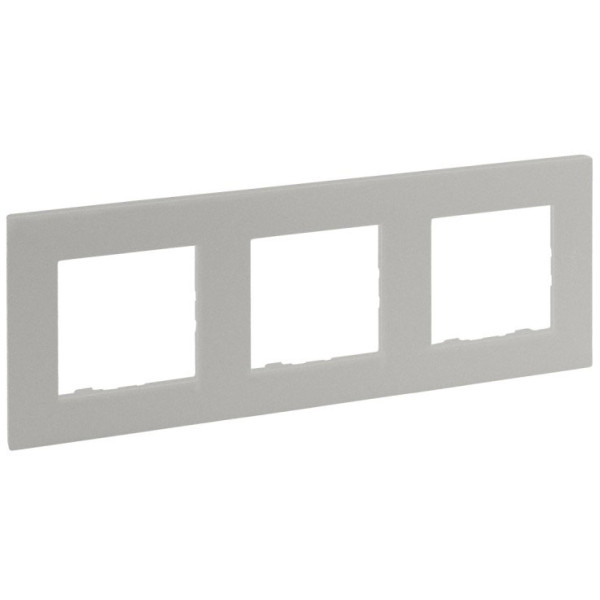 Рамка 3-постовая Legrand Niloe Step жемчужный (863693)