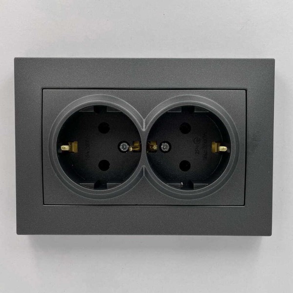 Розетка EL-BI VEGA антрацит матовый 2-я с заземлением ( 510-016730-907 )