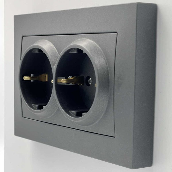 Розетка EL-BI VEGA антрацит матовый 2-я с заземлением ( 510-016730-907 ) - фото №1