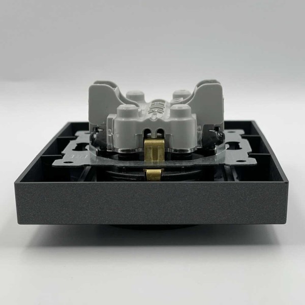 Розетка EL-BI VEGA антрацит матовый 2-я с заземлением ( 510-016730-907 ) - фото №3