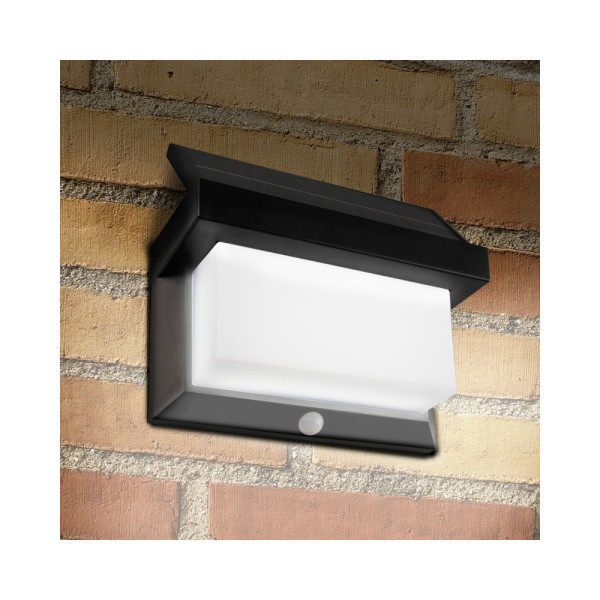 Вуличний світильник на сонячній батареї із датчиком руху Goldlux 325464 Tony Pir Led 6500K IP44 Bk - фото №2