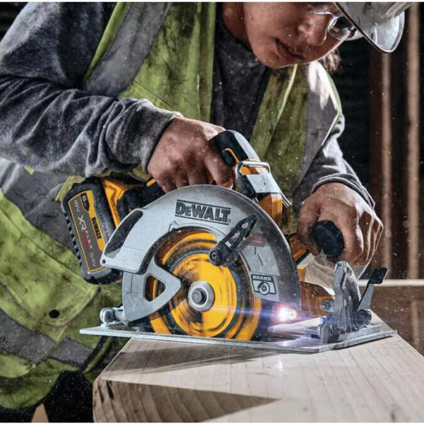 Акумуляторна дискова пила безщіткова DeWALT DCS573NT FLEXVOLT ADVANTAGE XR Li-lon 18В Ø190х30мм 5500об/хв - фото №12