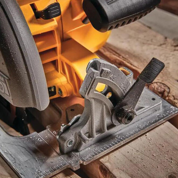 Акумуляторна дискова пила безщіткова DeWALT DCS573NT FLEXVOLT ADVANTAGE XR Li-lon 18В Ø190х30мм 5500об/хв - фото №4