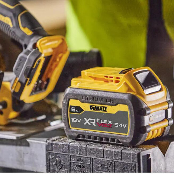 Акумуляторна дискова пила безщіткова DeWALT DCS573NT FLEXVOLT ADVANTAGE XR Li-lon 18В Ø190х30мм 5500об/хв - фото №9