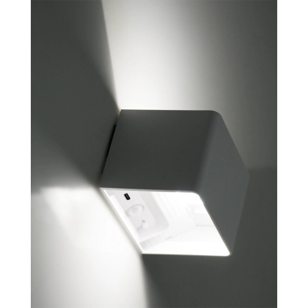 Бра, настенный светильник с датчиком движения Goldlux 331441 Miri LED 1x2.5W 3000K/4000K/6400K 150Lm IP20 белый - фото №3