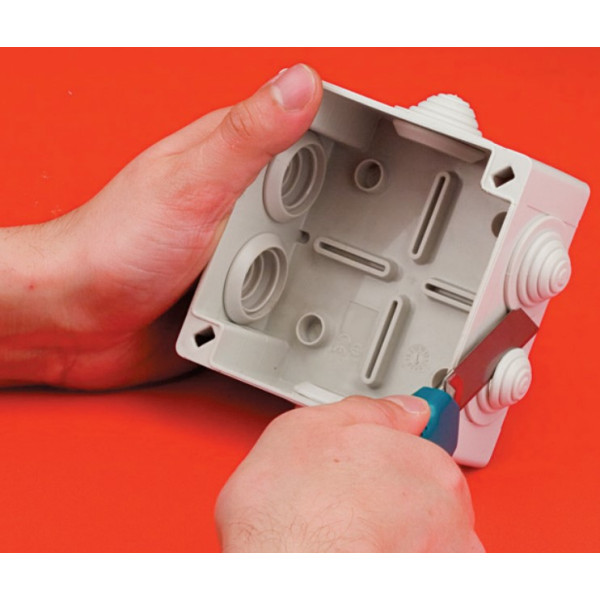 Відгалужна коробка DKC 53900 120х80х50мм із кабельними вводами IP55 - фото №3