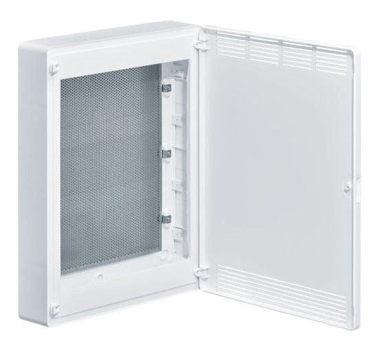 Мультимедійний щит 3-рядний Hager Golf