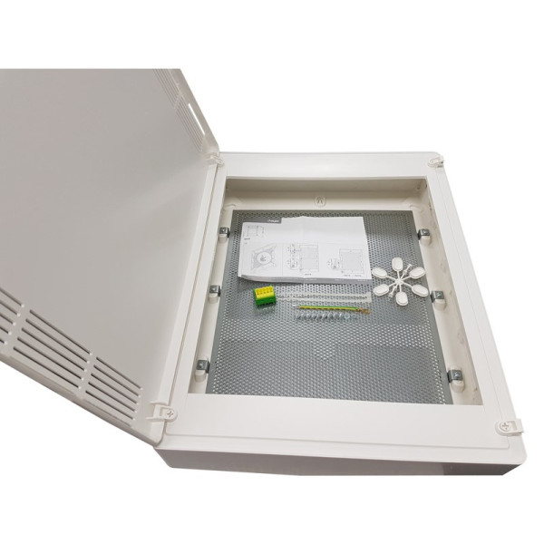 Мультимедійний щит 3-рядний Hager Golf - фото №2