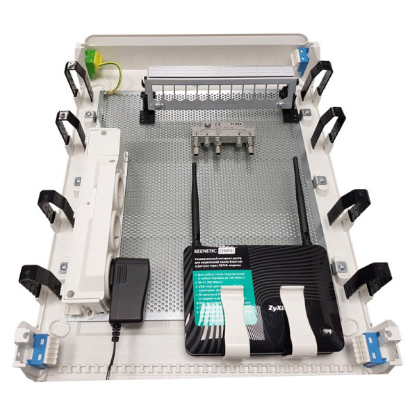 Мультимедійний щит 3-рядний Hager Golf - фото №4