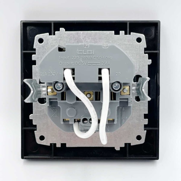 Розетка EL-BI VEGA черный мат 1-я с заземлением + 2USB (Type C+A) 2A ( 510-014800-334 ) - фото №4