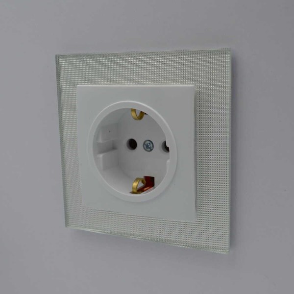 Розетка Nilson Touran біла 1-на з заземленням без рамки ( 24110417 ) - фото №8