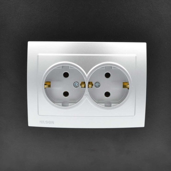 Розетка Nilson Touran срібло 2-на з заземленням ( 24131025 ) - фото №3