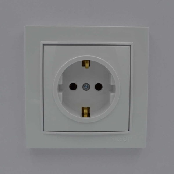 Розетка Nilson Thor біла 1-на з заземленням ( 27111017 ) - фото №1