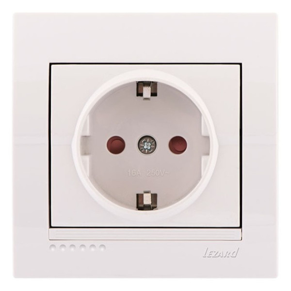Розетка с защитой от детей белая, Deriy, Lezard