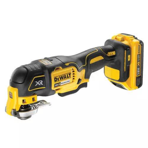 Набор из восьми инструментов DeWALT DCK865P4T XR Li-lon 18В 4х5Ач - фото №6