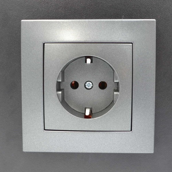 Розетка ELBI ZENA Silverline черный металлик 1-я с заземлением без рамки ( 609-011100-217 ) - фото №7