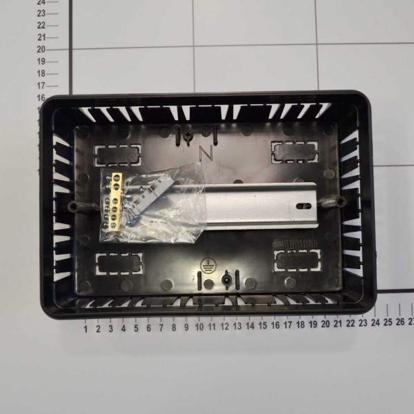 Бокс пластиковий VIOLUX на 9 модулів внутрішній ( 900042 ) - фото №1