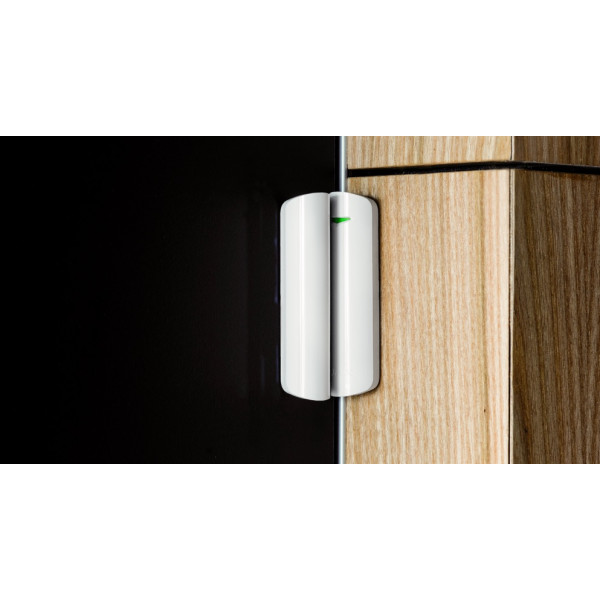 Датчик открытия Ajax 7231 DoorProtect Plus с сенсором удара и наклона (белый) - фото №4