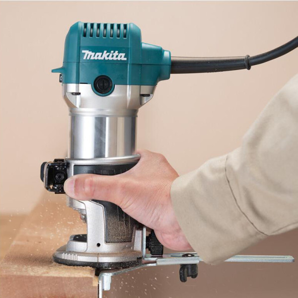 Електричний фрезер Makita RT0702CX2 6-8мм - фото №3