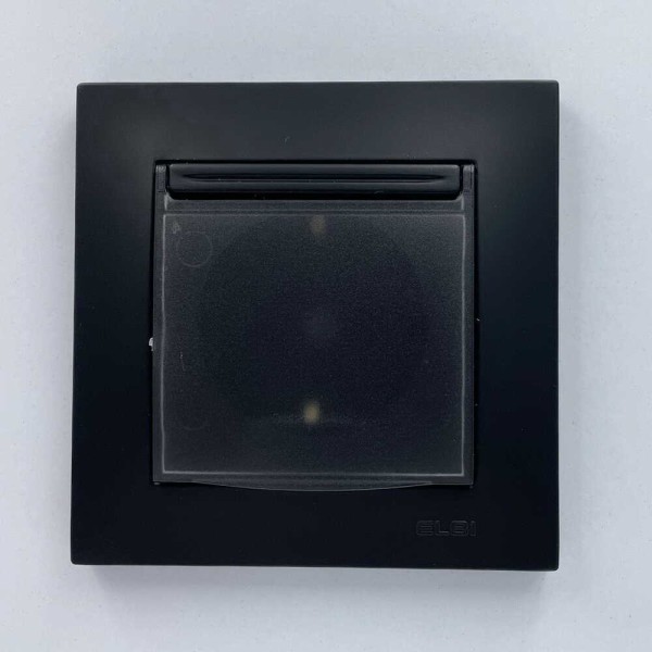 Розетка EL-BI VEGA черный мат 1-я с заземлением с крышкой ( 510-014800-218 ) - фото №1