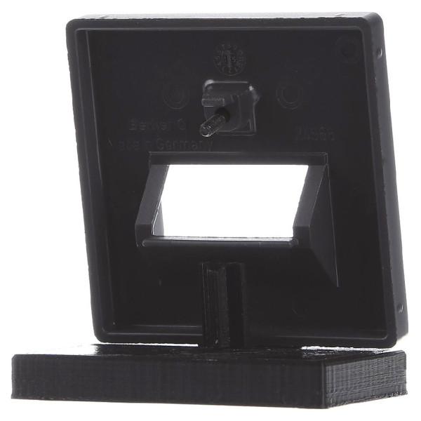 Накладка для розетки UAE антрацит Berker Q.х - фото №4