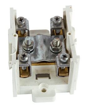 Проходная клеммная колодка E.Next e.tc.main.brass.95 1х95мм.кв./4х16мм.кв. (p0820003)