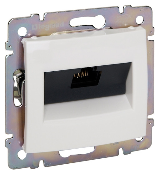 Механизм розетки компьютерной RJ-45 FTP Cat.6 Valena без захватов белый