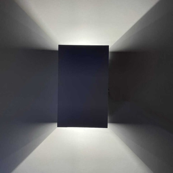 Светильник фасадный Violux JOKER 10W 4200K 750Lm ІР65 белый ( 500390 )