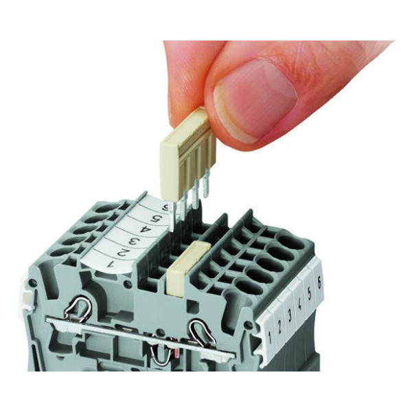 Изолированная Push-in-TYPE перемычка Wago 2002-408/000-005 Bars на 8 контактов (красная) - фото №1
