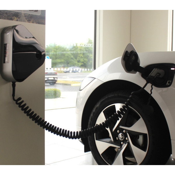 Зарядна станція для електромобілів E-line 7,2кВт 32A 1-фаза GBT S Station (D3-32) - фото №2