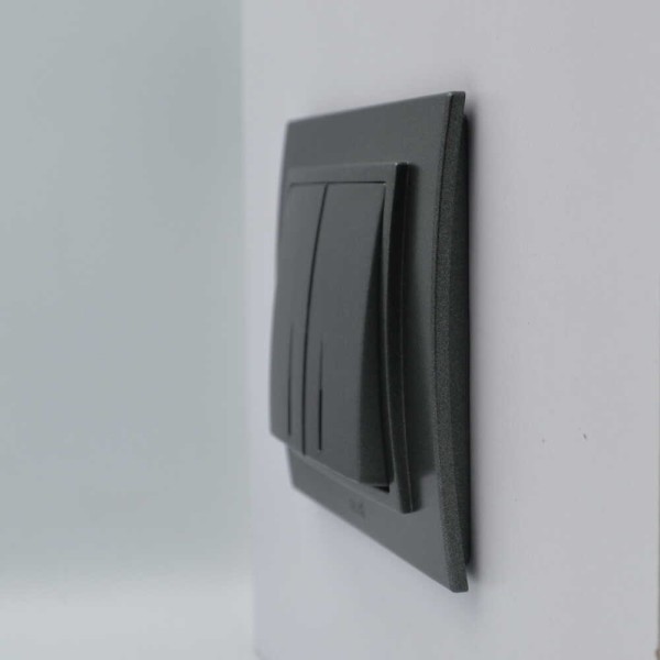 Вимикач ELBI ZENA Silverline чорний металік 2кл з підсвіткою без рамки (609-011100-203) - фото №2