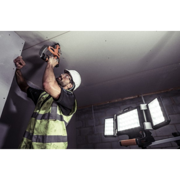 Акумуляторний LED прожектор AEG 4935459661 18В - фото №1