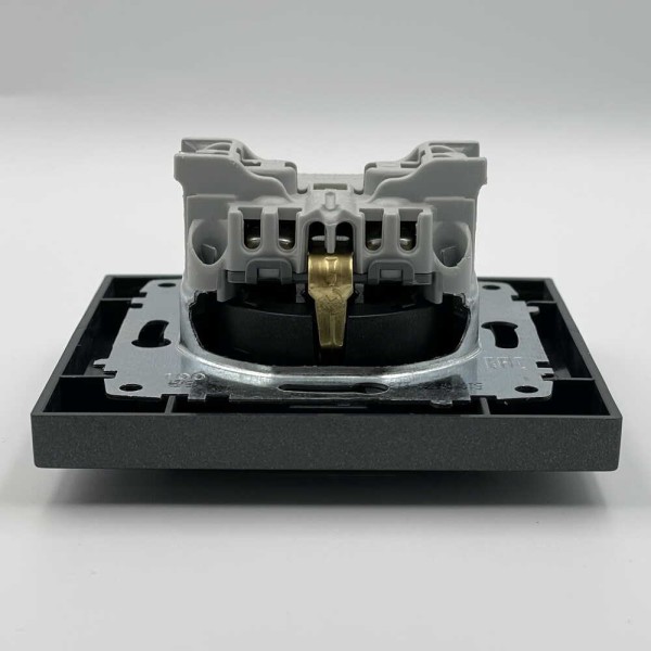 Розетка EL-BI VEGA антрацит матовый 1-я с заземлением с крышкой ( 510-016700-218 ) - фото №6