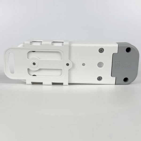 Колодка EL-BI 3-я с заземлением шторки и выключателем Myra ( 527-010200-302 ) - фото №3