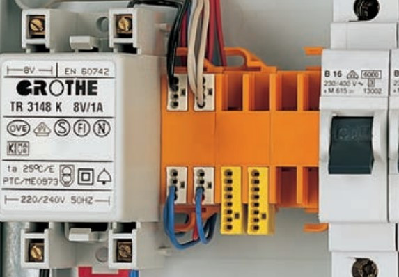 Фіксуючий тримач WAGO 243-113 на DIN-рейку для 6 з'єднувачів - фото №5