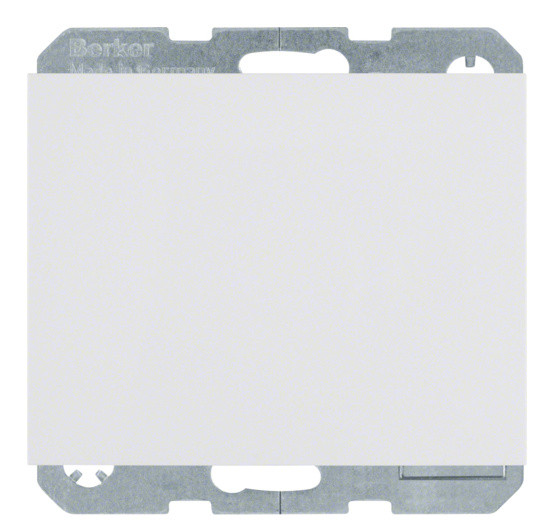 Розетка із з/к, кришкою та шторками полярна білизна Berker K.1