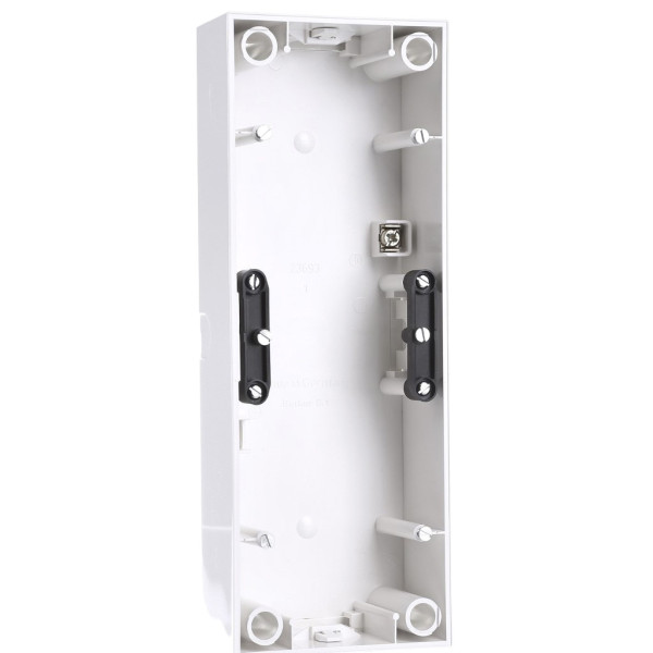 Тримісний підрозетник Berker