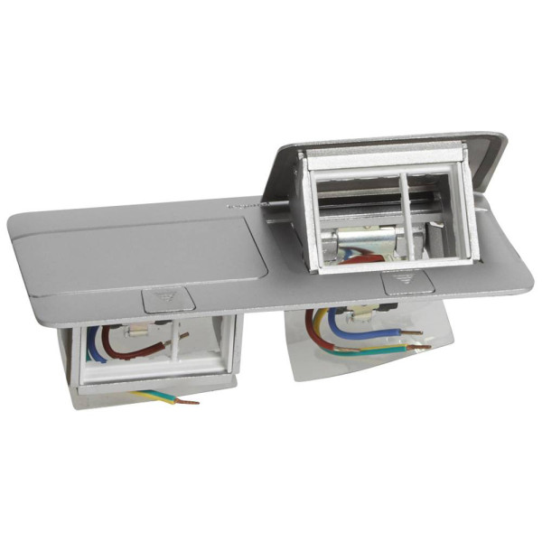 Лючок із висувним блоком Legrand 54012 6М (алюміній) - фото №1