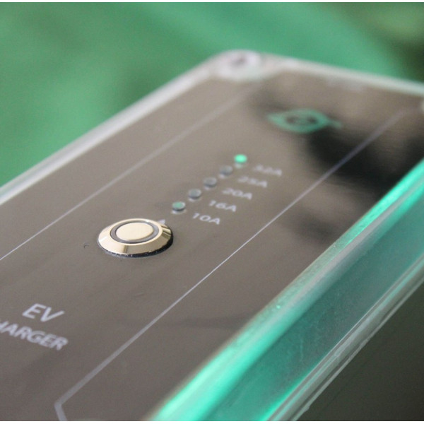 Зарядна станція для електромобілів E-line 3,5кВт 16А 1-фаза Type 1 Phoenix Contact (М1-16) - фото №2