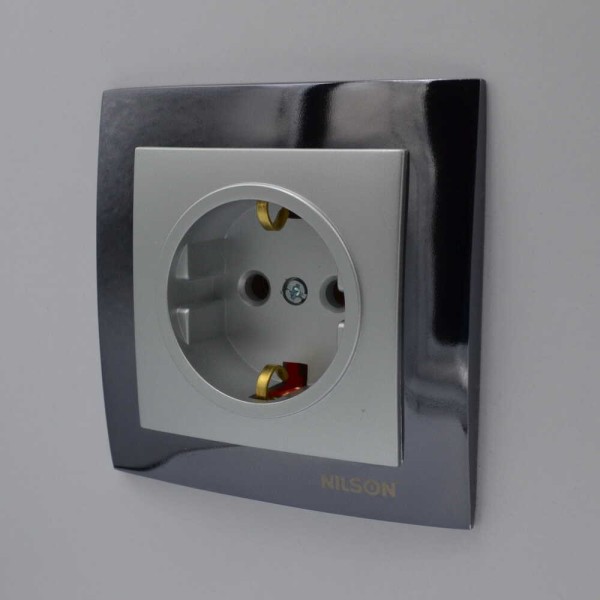 Розетка Nilson Touran срібло 1-на з заземленням ( 24131017 ) - фото №5