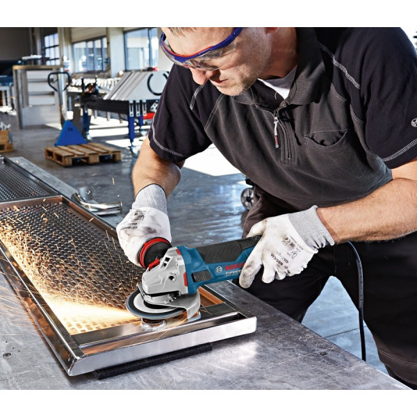 Угловая шлифовальная машина Bosch GWS 19-125 CIE - фото №3