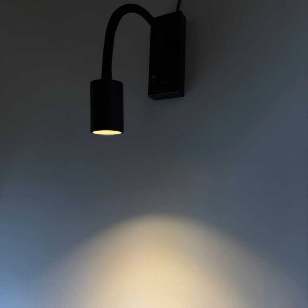 Светильник настенный Violux SNAKE USB+Type-C 5W 4200K 250Lm IP20 черный ( 552101 )