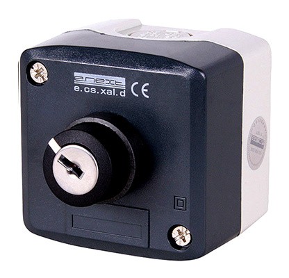 Пост управления с секторным переключателем 0-1, E.Next